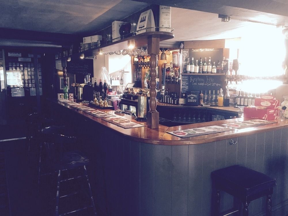בקפסטלי The Globe Inn מראה חיצוני תמונה